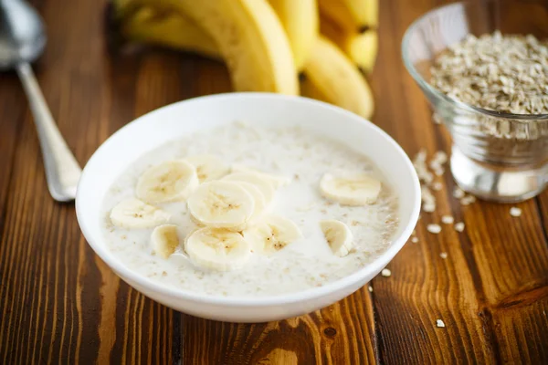 Porridge con banana — Foto Stock