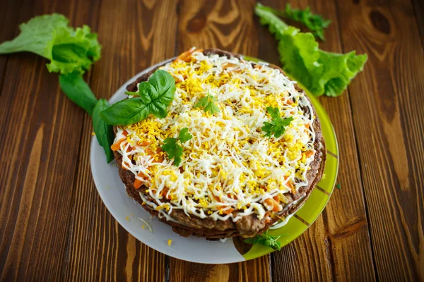 Bolo de fígado recheado com legumes — Fotografia de Stock