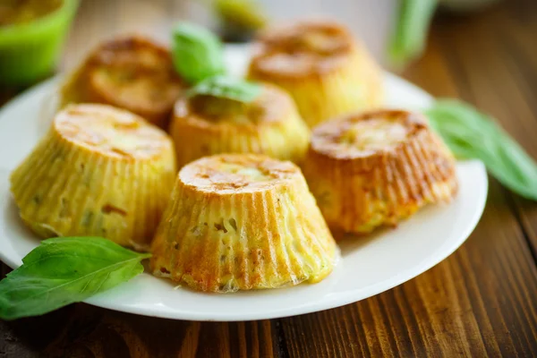 Muffin vegetali con zucchine — Foto Stock