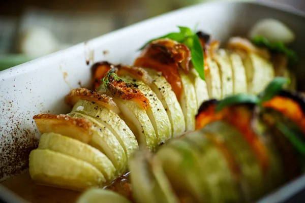 Baked zucchini stuffed with vegetables — Stock Photo, Image