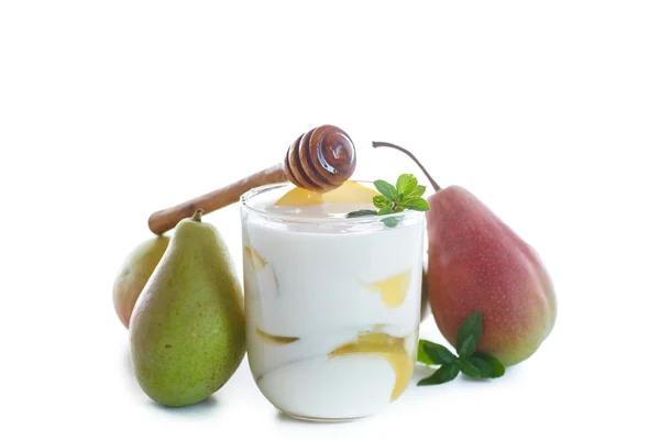 Zoete peren met yoghurt en honing — Stockfoto