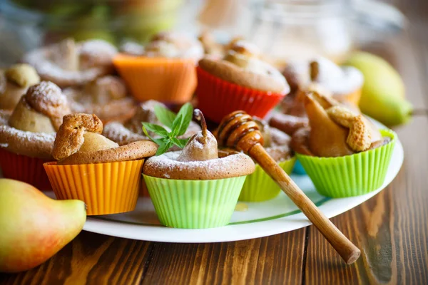Muffin dolci con pere — Foto Stock