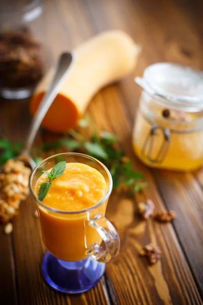 Pumpkin smoothie with nuts and honey — Stock Photo, Image