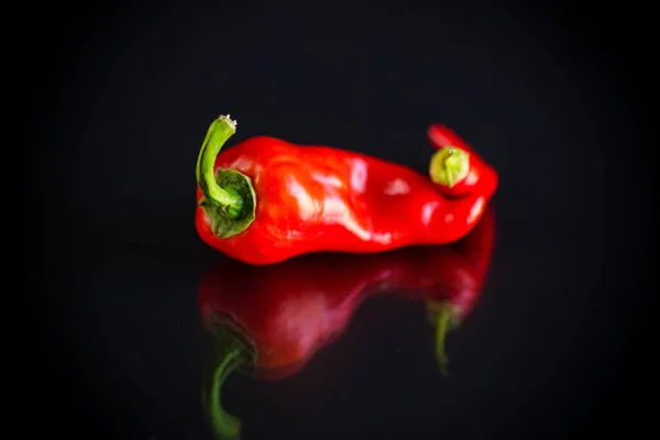 Two Hot Spicy Cayenne Peppers Isolated Black Background — Stock Photo, Image