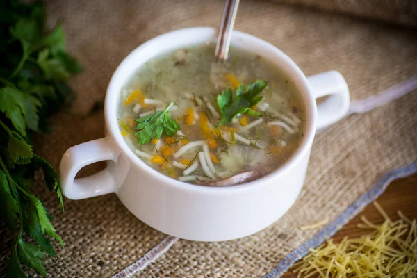 Soupe Chaude Cuite Avec Nouilles Légumes Dans Une Assiette — Photo