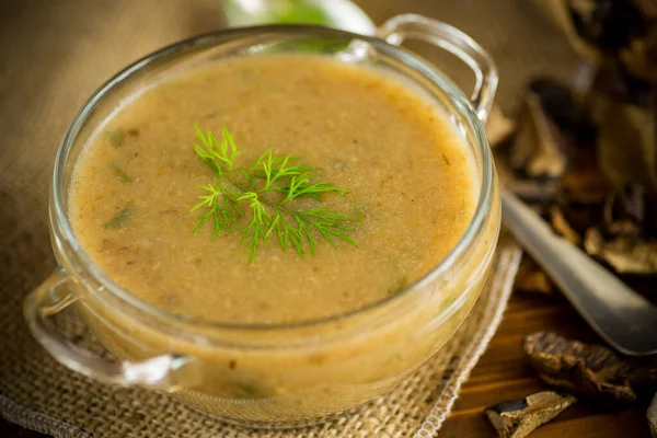 Горячий Домашний Овощной Вегетарианский Суп Сушеными Грибами Стеклянной Миске Деревянном — стоковое фото
