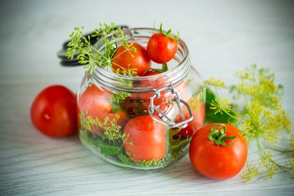 Verse Natuurlijke Tomaten Met Specerijen Bereid Voor Conservering — Stockfoto