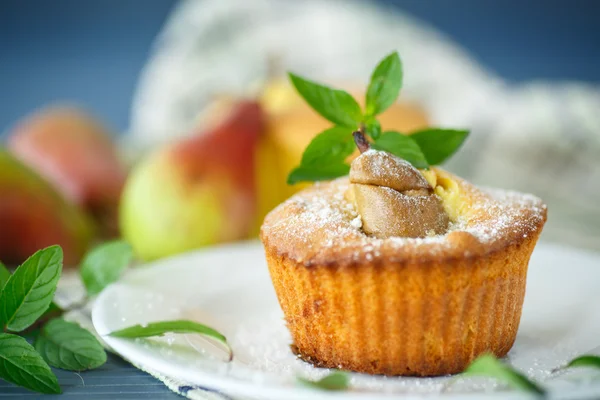 Muffins with pear — Stock Photo, Image