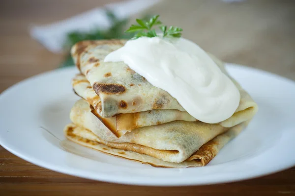 Pannkakor med kött — Stockfoto