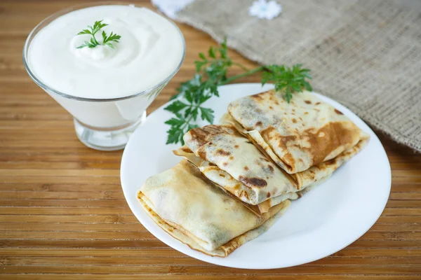 Pannkakor med kött — Stockfoto