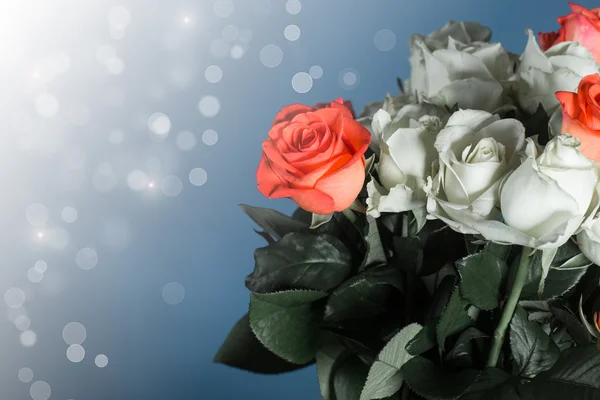 Bouquet of red and white roses — Stock Photo, Image