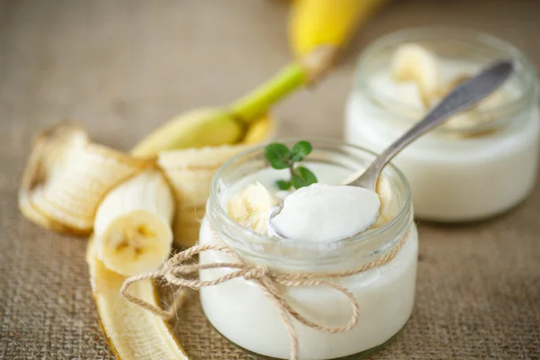 Banana yogurt — Stock Photo, Image