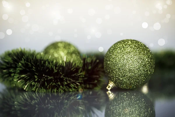 Ornements et boules d'arbre de Noël — Photo