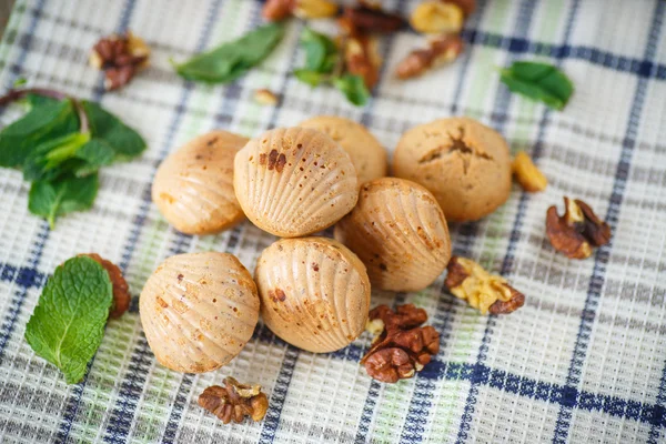 Biscotti alle noci — Foto Stock