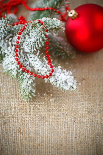 Árvore de Natal com ornamentos — Fotografia de Stock