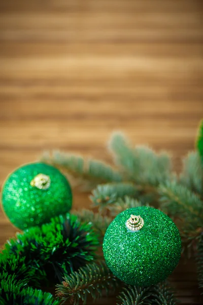 Árbol de Navidad con adornos — Foto de Stock