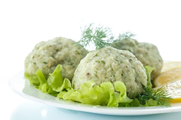 Meatballs steam fish with greens — Stock Photo, Image