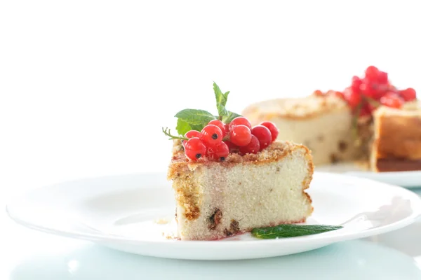 Sweet curd pudding with berries — Stock Photo, Image