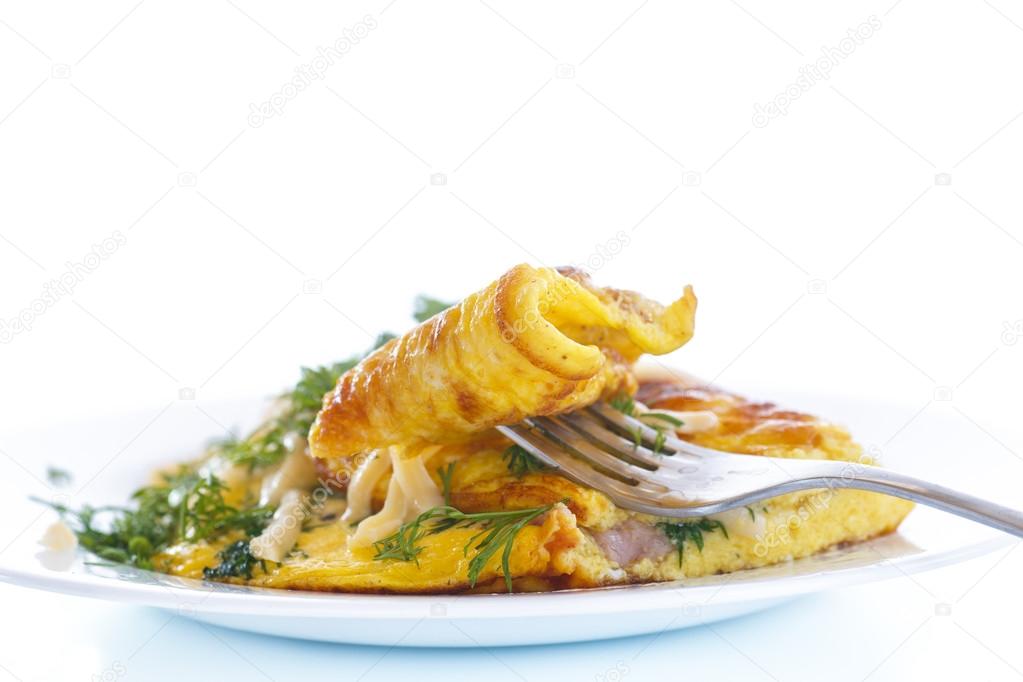 Sahanda yumurta taze otlar ile — Stok Foto © Rawlik #68371801