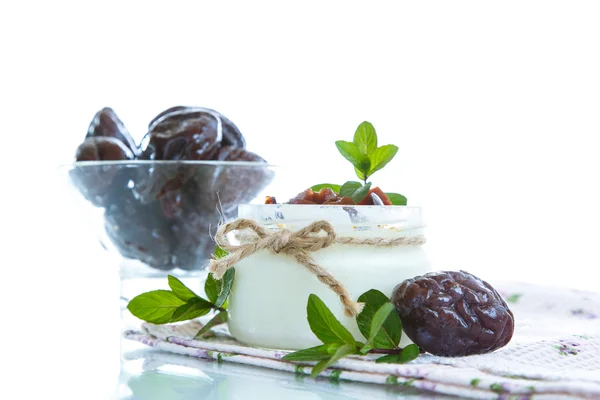 Sweet milk yogurt with prunes — Stock Photo, Image