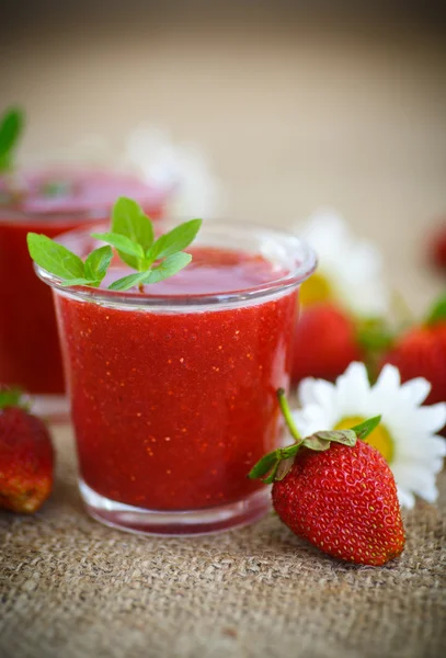 Erdbeer-Smoothie — Stockfoto