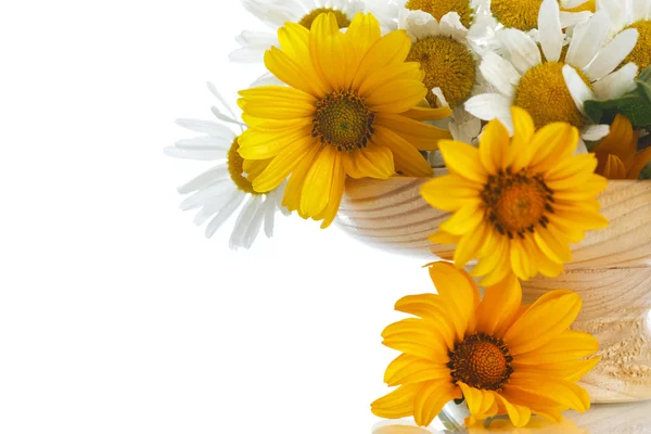 Bouquet of yellow and white daisies — Stock Photo, Image