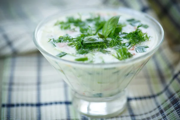 Cucumber soup — Stock Photo, Image