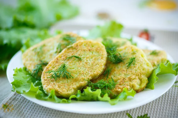 Zucchini-Krapfen — Stockfoto