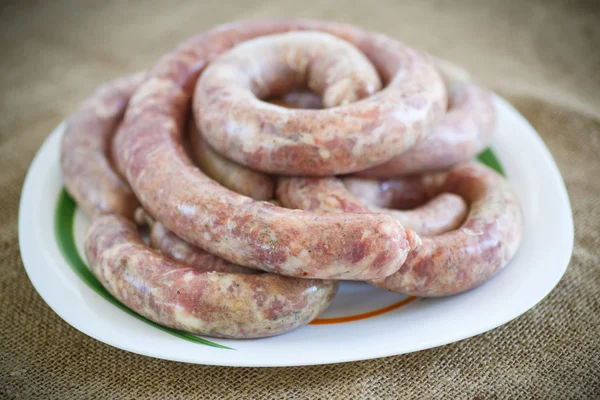 Salsicha caseira com carne crua — Fotografia de Stock