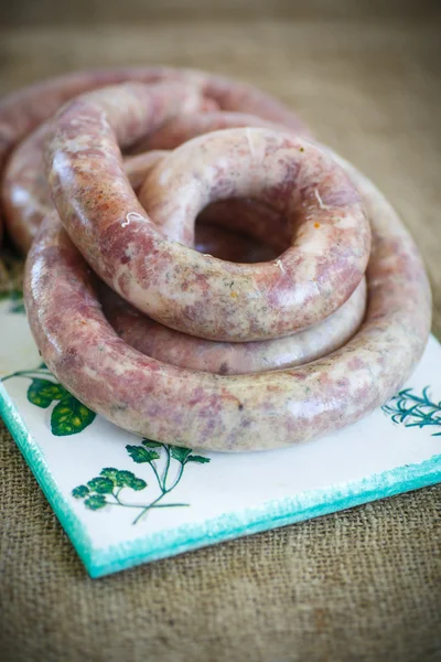 Embutidos caseros con carne cruda — Foto de Stock