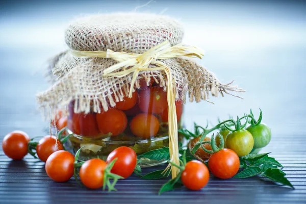 Tomatoes marinated in jars — Stock Photo, Image