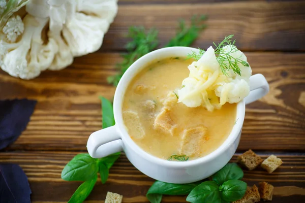 Suppe pürierter Blumenkohl — Stockfoto
