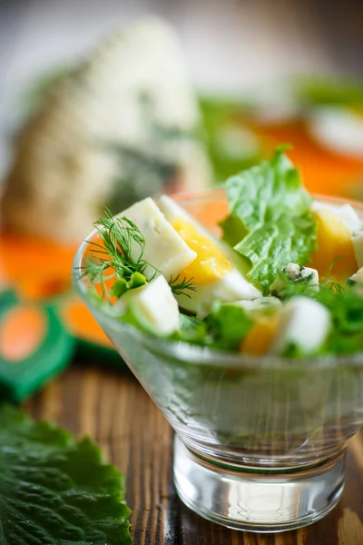 Salad with eggs and suluguni — Stock Photo, Image