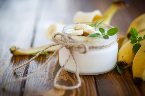 Sweet banana yogurt — Stock Photo, Image