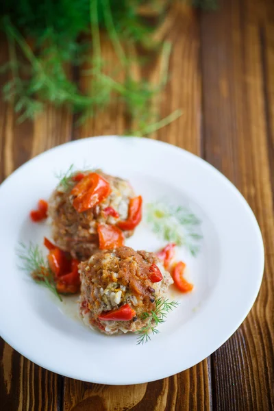 Meatballs in sauce with sweet pepper — Stock Photo, Image