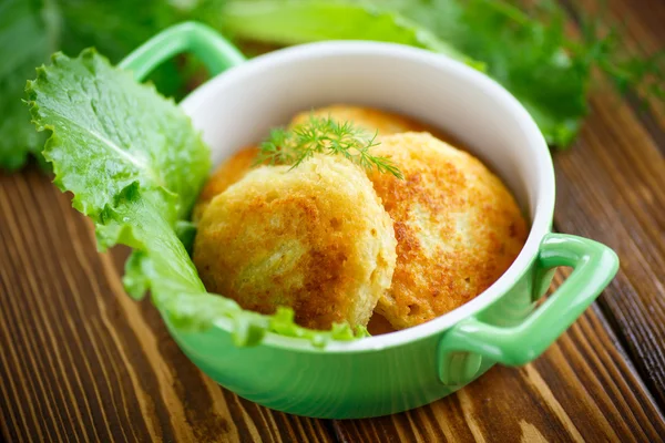 Tortitas de patata fritas con eneldo —  Fotos de Stock