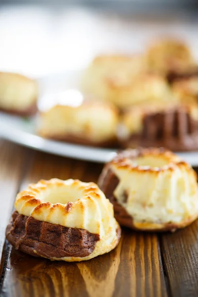 Muffins de chocolate doce coalhada — Fotografia de Stock