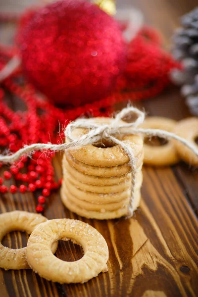 Biscuits de Noël et décoration — Photo