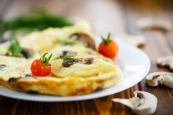 Omelet with mushrooms — Stock Photo, Image