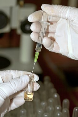 Semple şırınga ile alarak