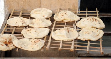 Arapça ekmek fırından yeni çıkmış. Egypt.photo fırında tonda