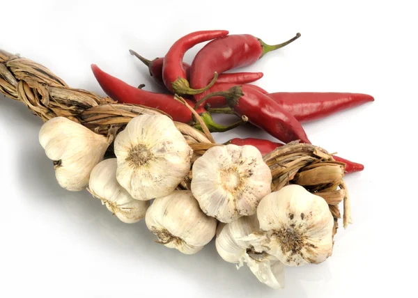 Garlic and red chili peppers - hot spices — Stock Photo, Image