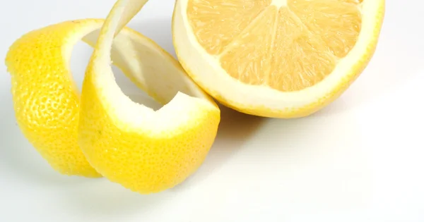 Limón Sobre Fondo Blanco — Foto de Stock