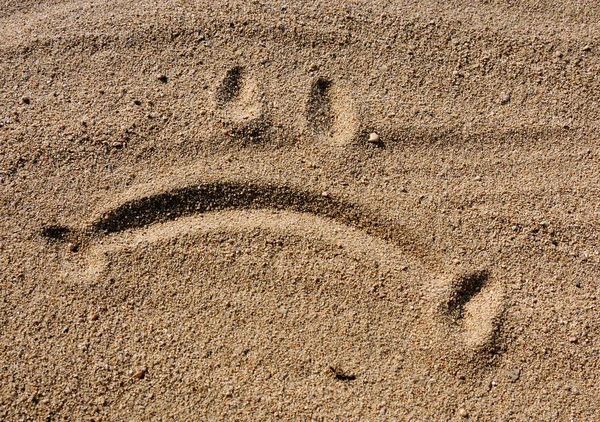 Arte de arena, signo de emoción dibujado a mano en la arena — Foto de Stock