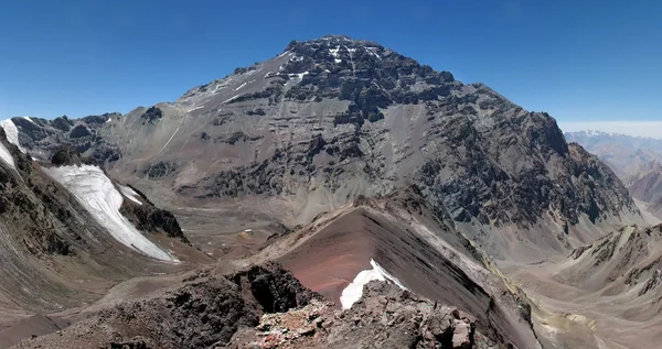 Andes güzel dağ manzarası — Stok fotoğraf