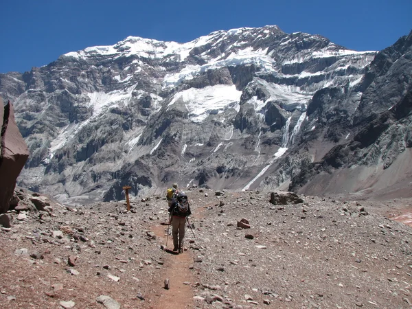 dağ yürüyüşçüler
