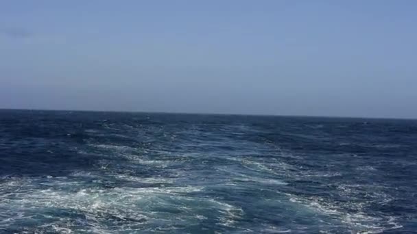 比格尔海峡离开港口 — 图库视频影像