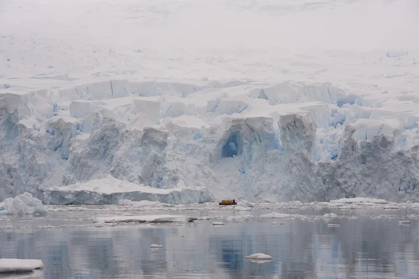 Icebergs in Antarctica — Zdjęcie stockowe