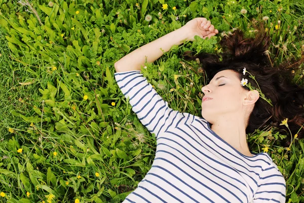 Portret van een mooie vrouw — Stockfoto