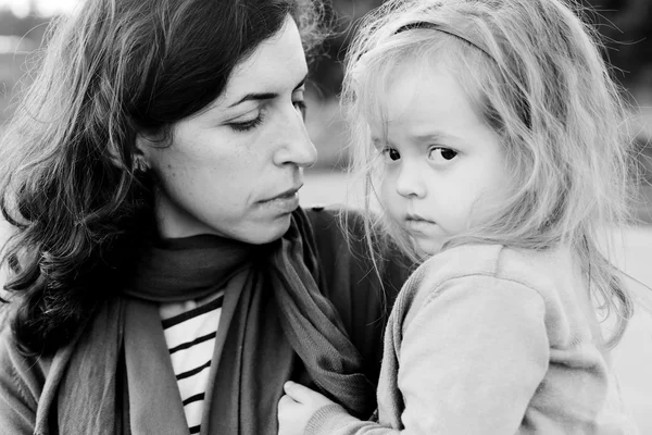 Beautiful mother and daughter — Stock Photo, Image